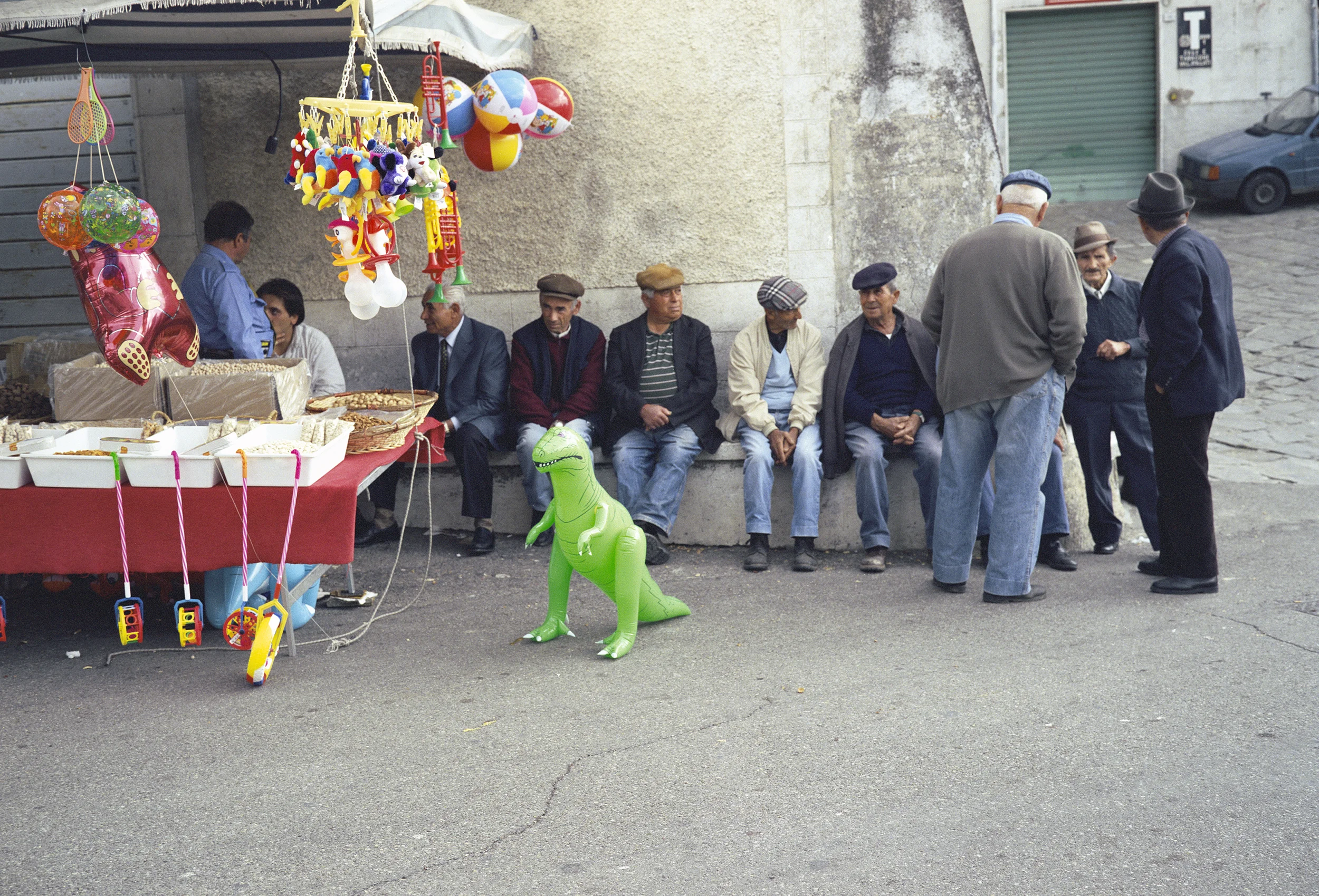 Market day, 2001
